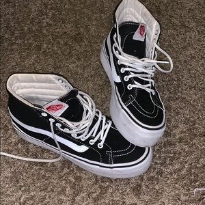 Sk8 Hi Platform Vans